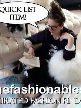 * Altered * EUC American Eagle Outfitters TomGirl light wash blue jeans, US8